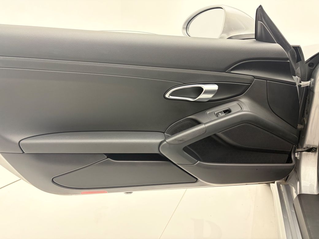 2022 Porsche Boxster