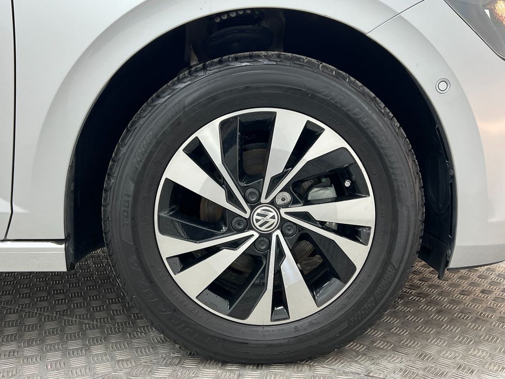 2018 Volkswagen Polo