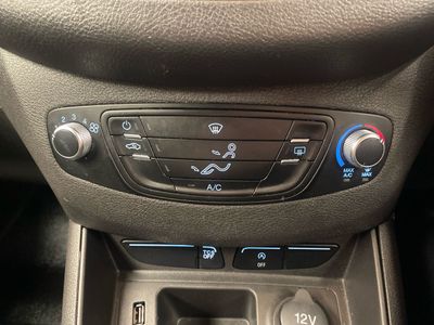 2023 Ford Transit Courier