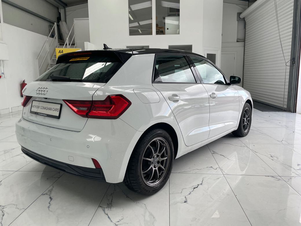 2021 Audi A1
