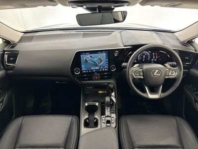 2025 Lexus NX 450H+