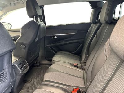 2022 Peugeot 5008