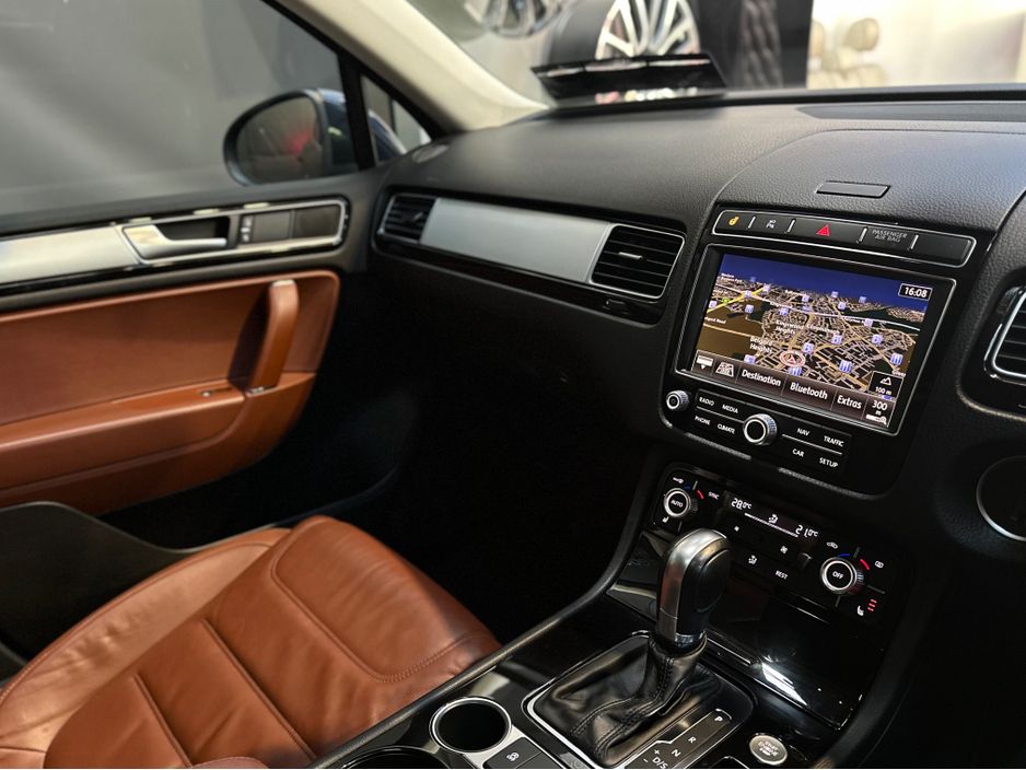 2018 Volkswagen Touareg