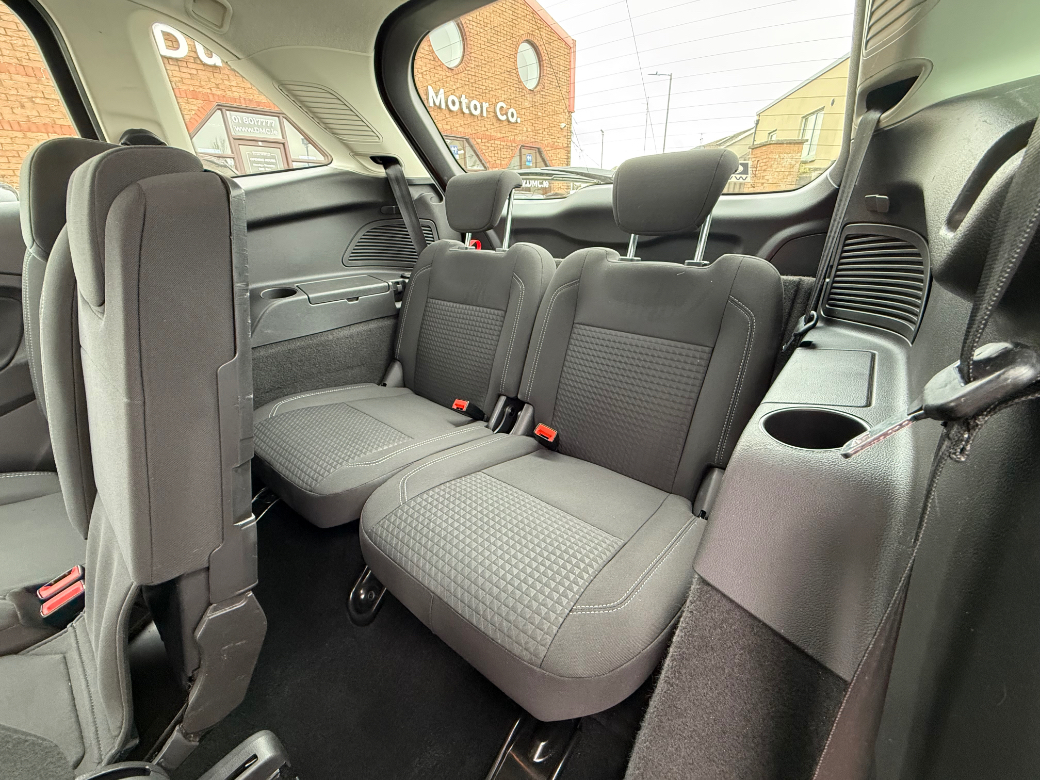 2018 Ford Grand C-Max