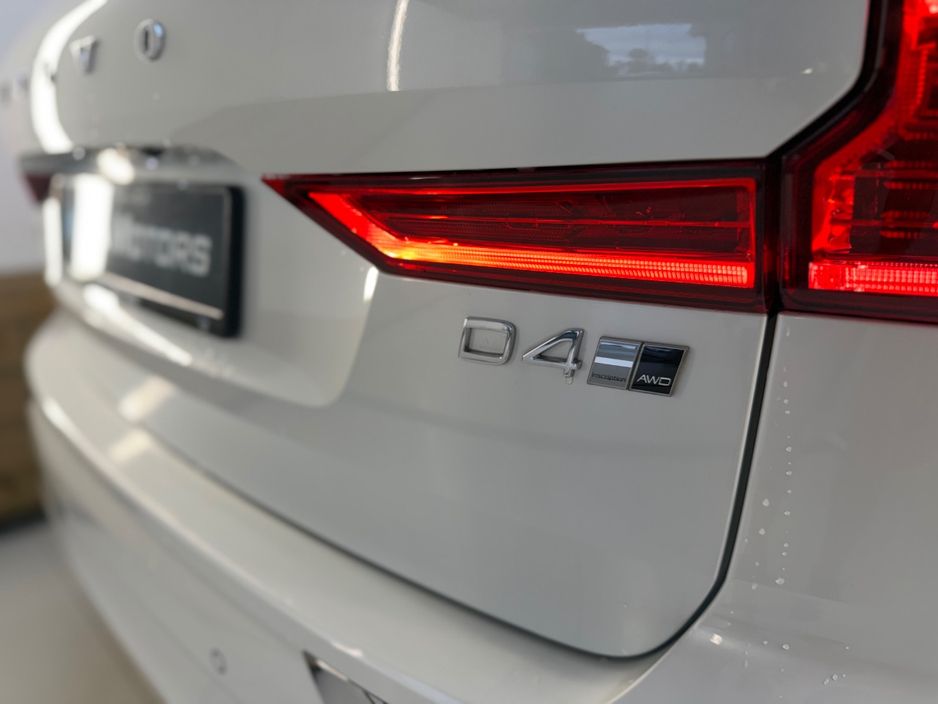 2020 Volvo XC60