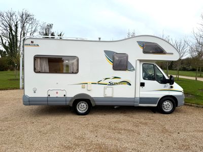 2005 SWIFT SUNTOR 590 RL R.H.D 