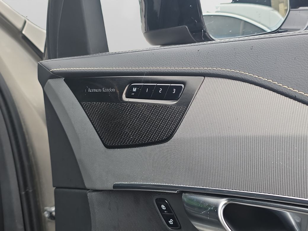 2021 Volvo XC90