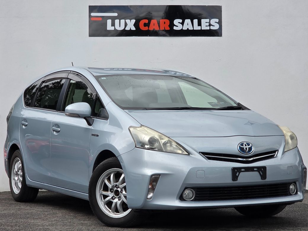 2013 Toyota Prius Alpha
