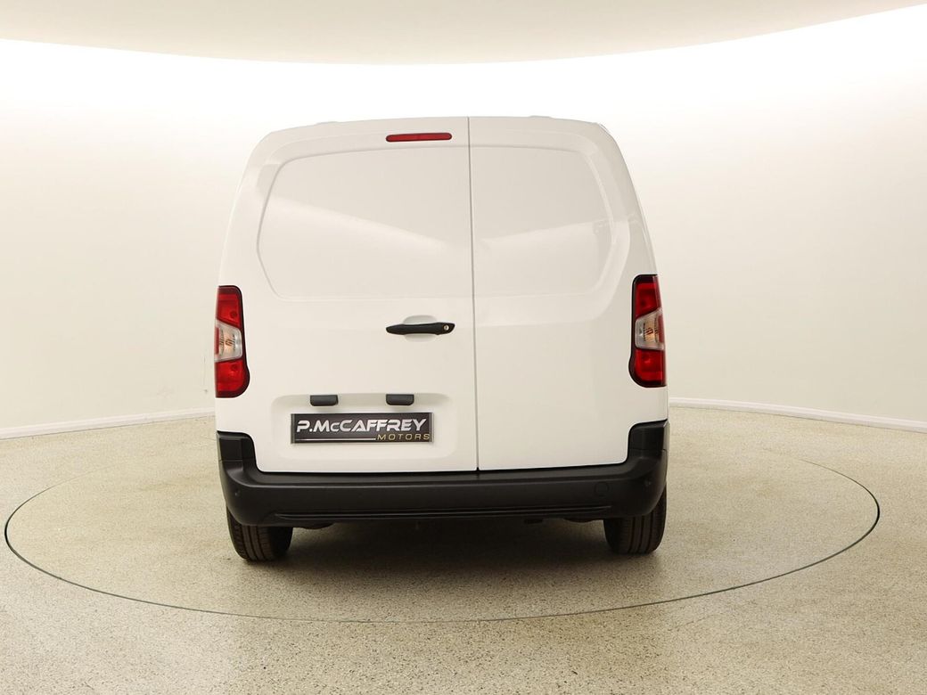 2023 Peugeot Partner