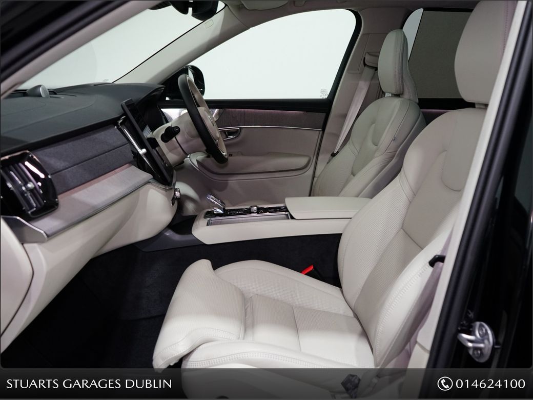 2025 Volvo XC90