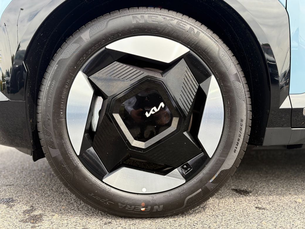 2026 Kia EV5