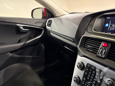 2019 Volvo V40