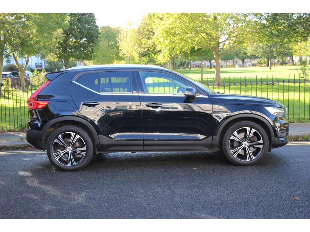 2021 Volvo XC40