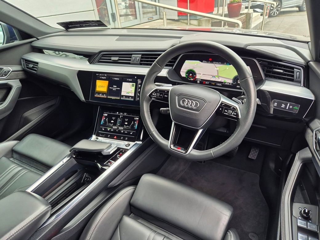 2022 Audi e-tron