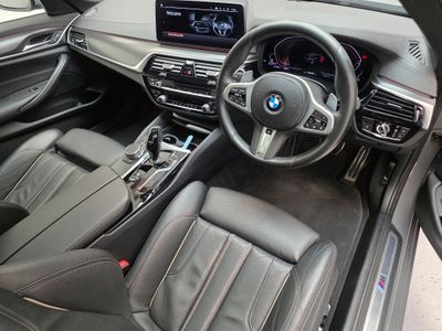 2022 BMW 5 Series