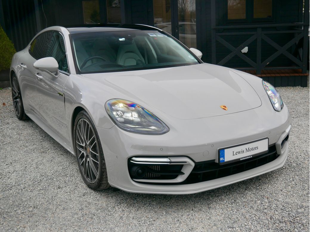 2023 Porsche Panamera