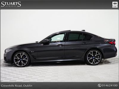 2022 BMW 530