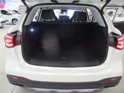 2023 MG HS