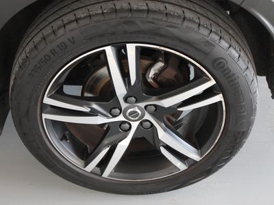 2021 Volvo XC40