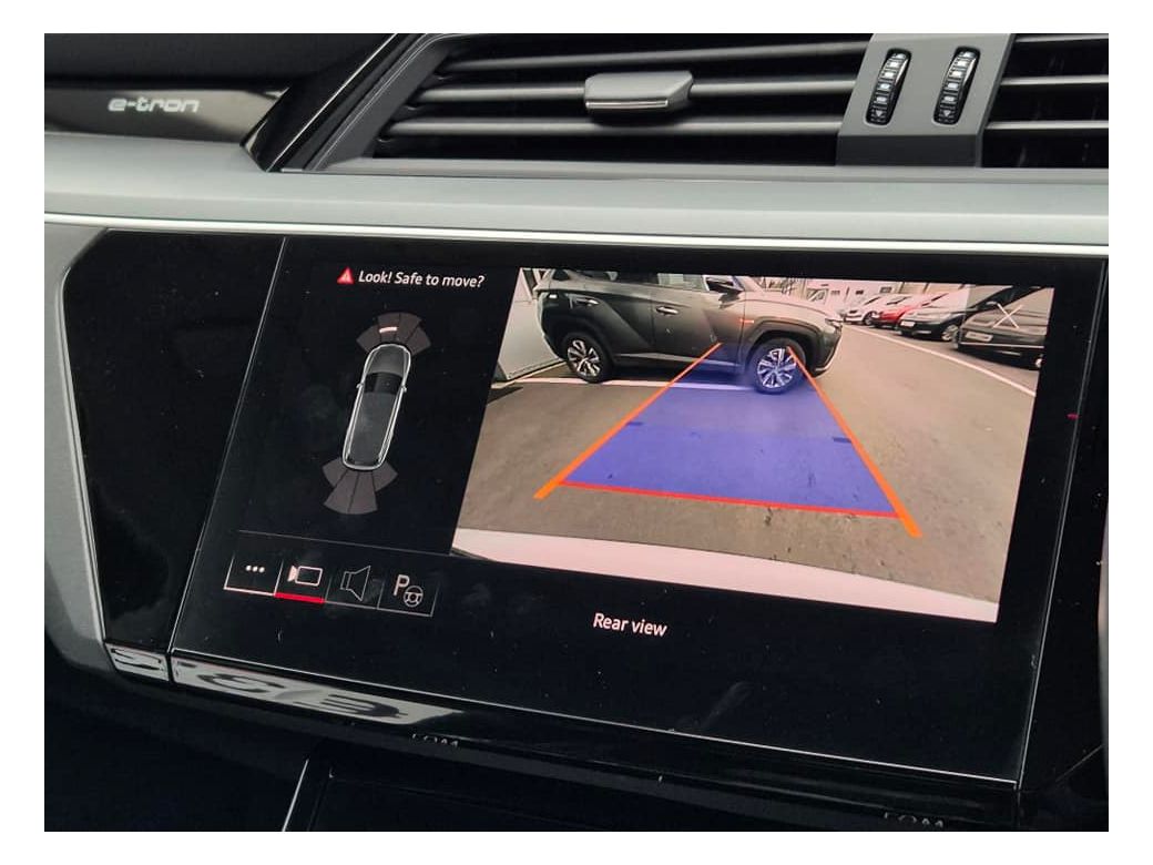 2022 Audi e-tron