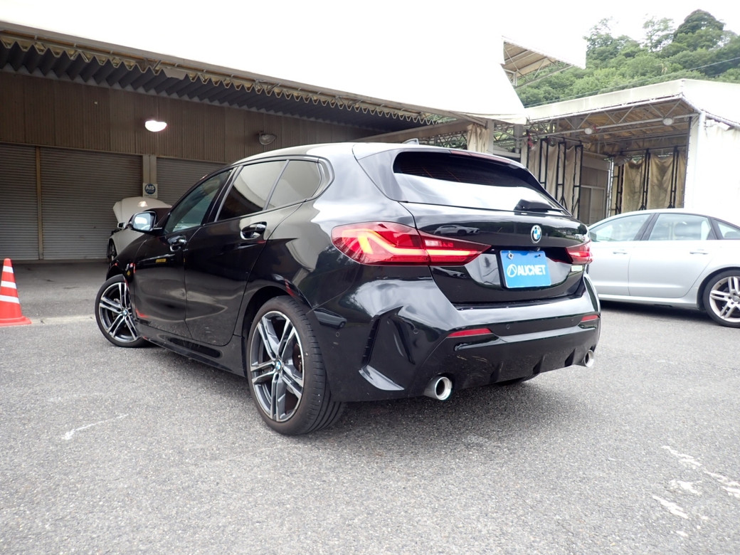 2021 BMW 1 Series