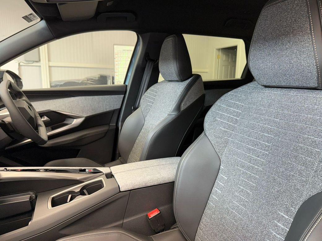 2025 Peugeot 5008