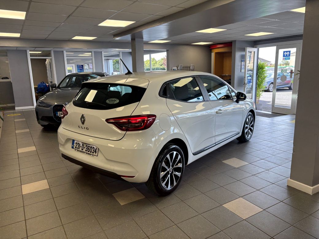 2023 Renault Clio