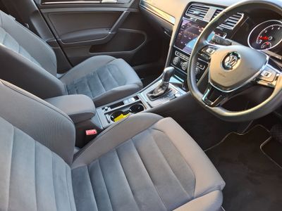 2017 Volkswagen Golf