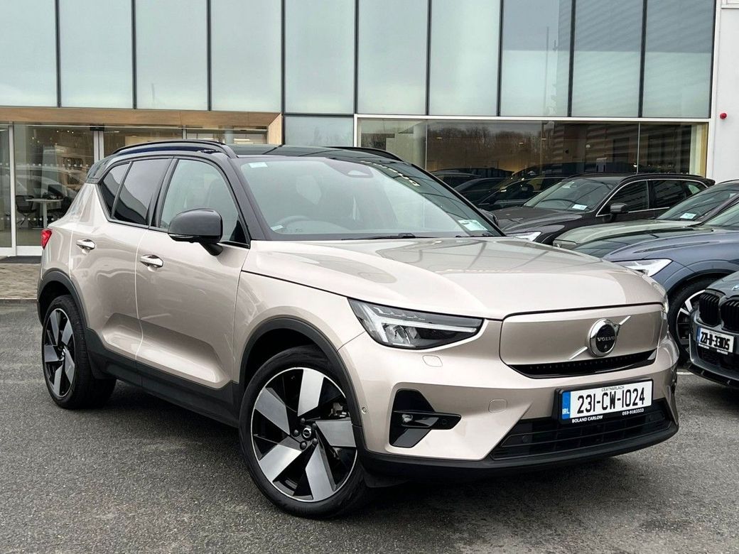 2023 Volvo XC40
