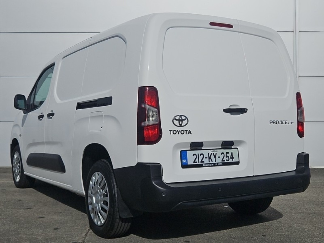 2021 Toyota Proace