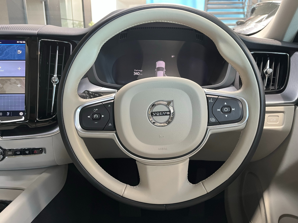 2022 Volvo XC60
