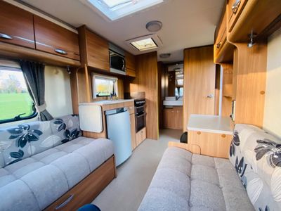 2012 SWIFT  CHALLANGER SPORT 442