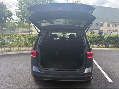 2016 Volkswagen Touran