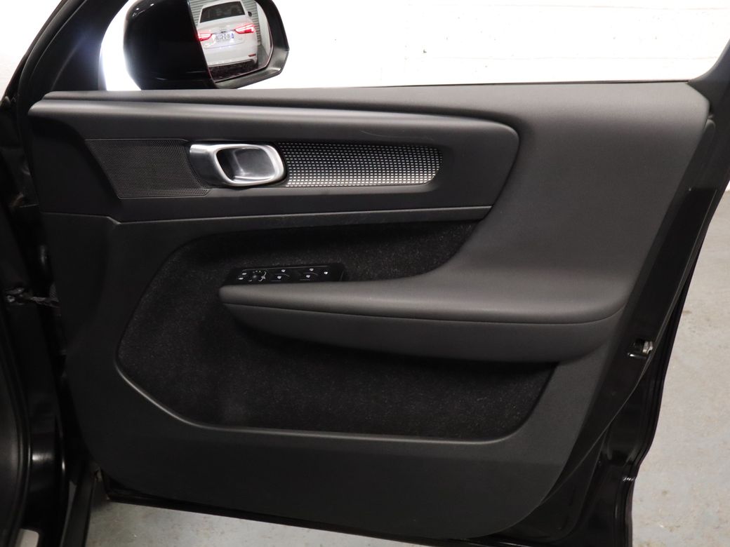 2020 Volvo XC40