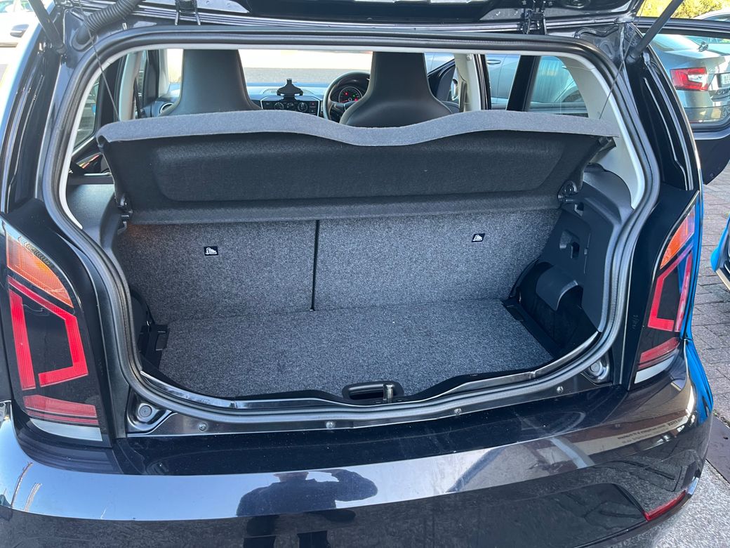 2019 Volkswagen up!