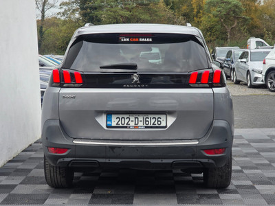 2020 Peugeot 5008
