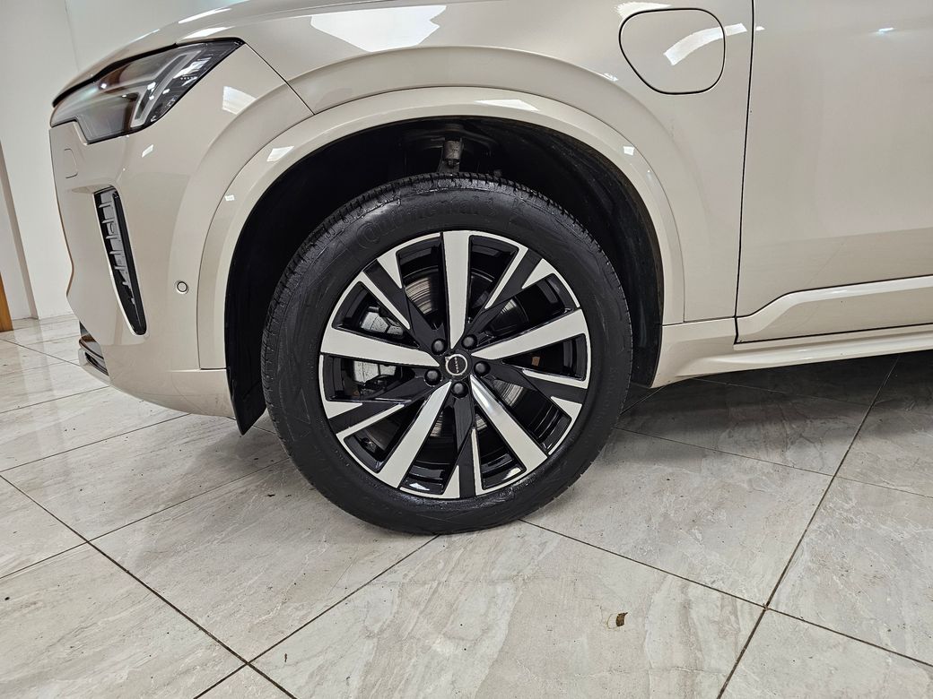 2025 Volvo XC90