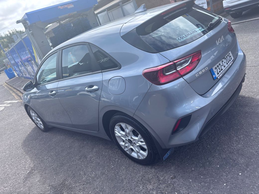 2023 Kia Ceed