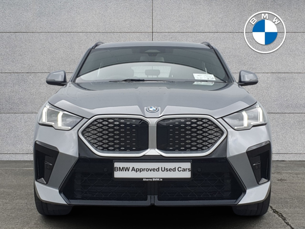 2025 BMW iX2