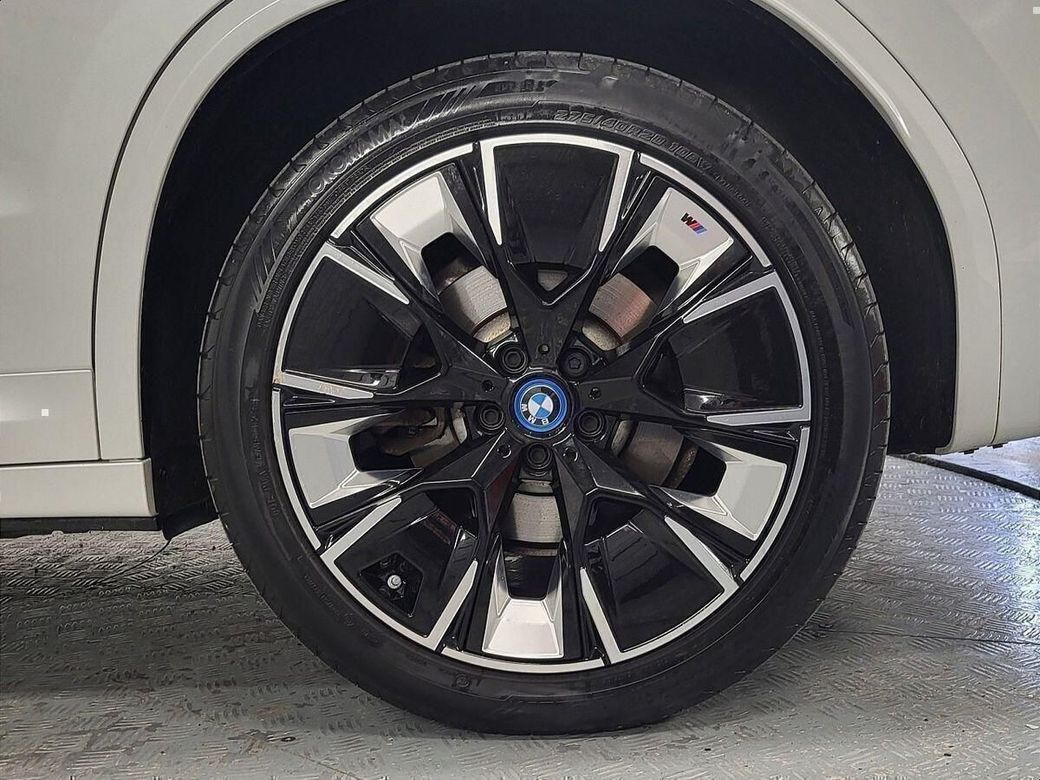 2024 BMW iX3