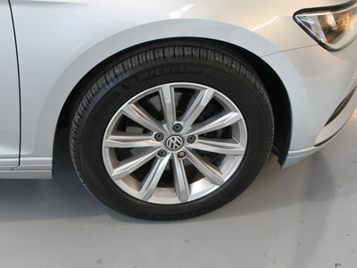 2019 Volkswagen Passat