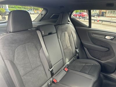 2026 Volvo EX40