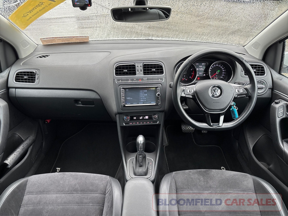 2017 Volkswagen Polo