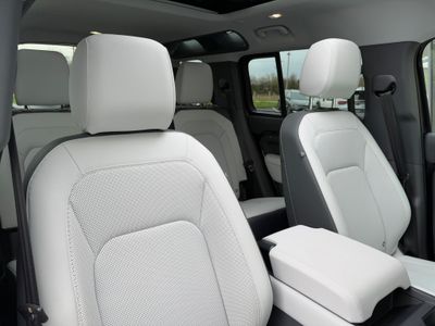 2025 Land Rover Defender