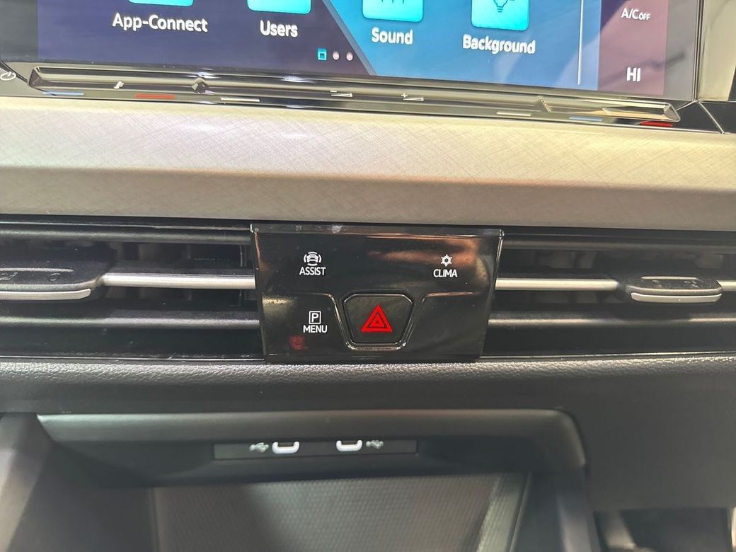 2024 Volkswagen Golf