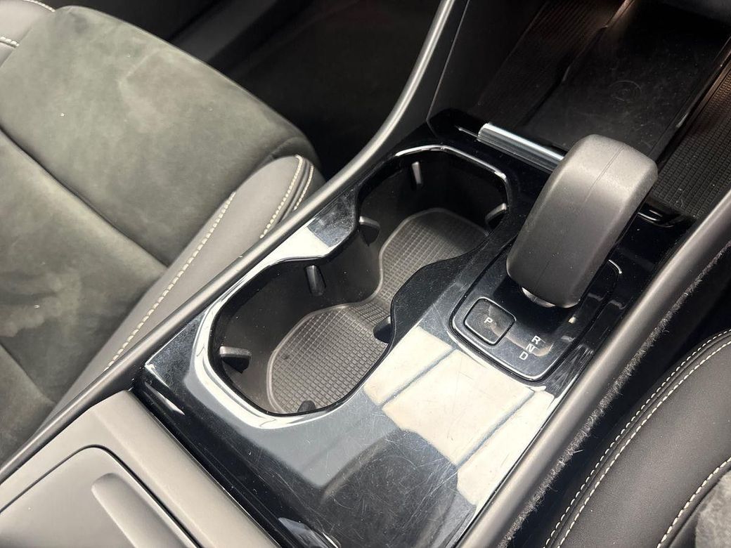 2022 Volvo XC40