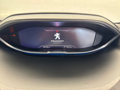 2024 Peugeot 5008
