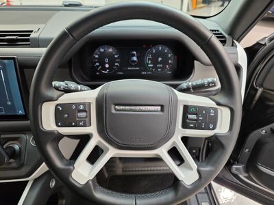 2025 Land Rover Defender 110