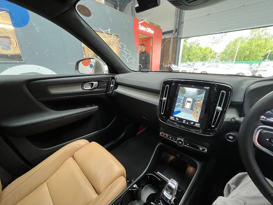 2021 Volvo XC40
