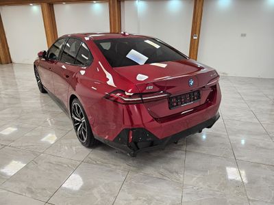 2026 BMW i5